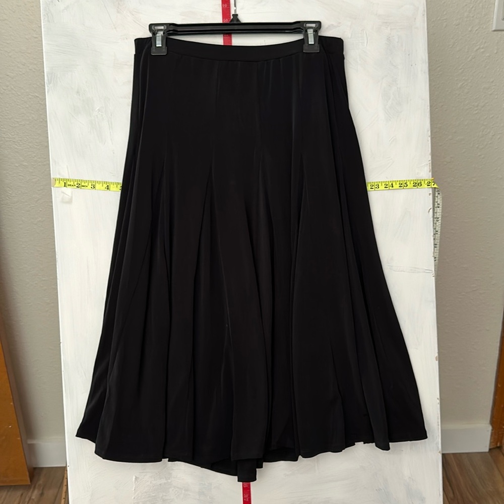 Black skirt, stretch